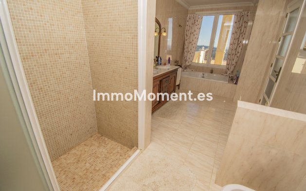 Wiederverkauf - Villa - Estepona  - Estepona Centro