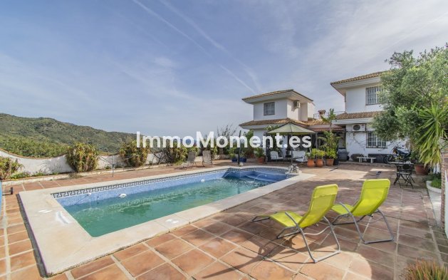 Revente - Villa - Intérieur                       - Monda