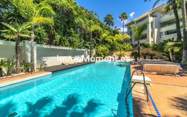 Resale - Apartment - Marbella - Nagüeles