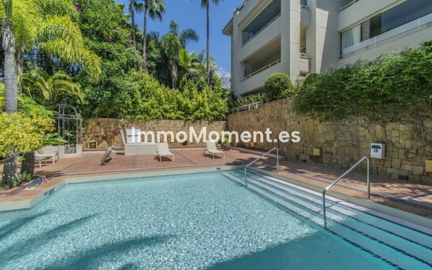 Resale - Apartment - Marbella - Nagüeles