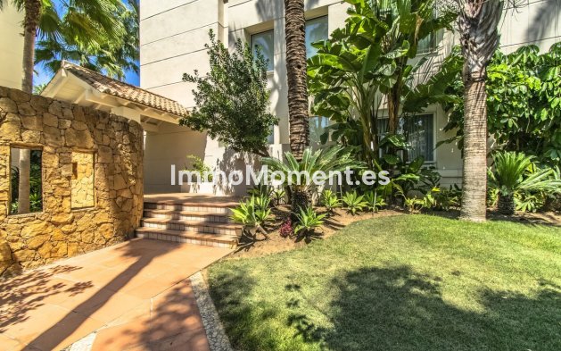 Resale - Apartment - Marbella - Nagüeles