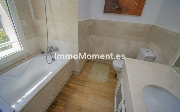 Resale - Apartment - Marbella - Nagüeles