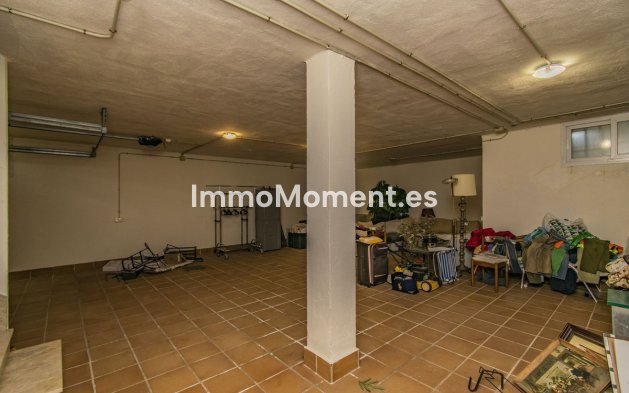 Resale - Villa - Marbella - Santa Clara