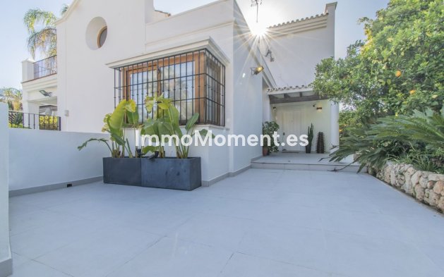 Resale - Villa - Marbella - Nagüeles