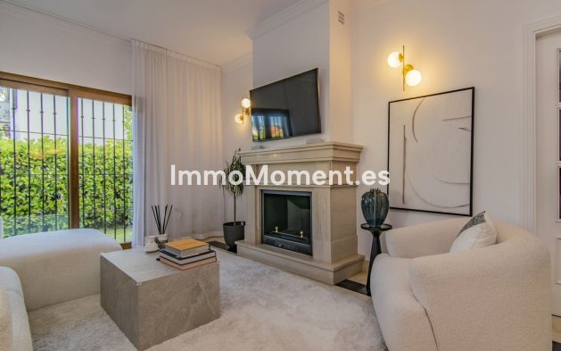 Resale - Villa - Marbella - Nagüeles