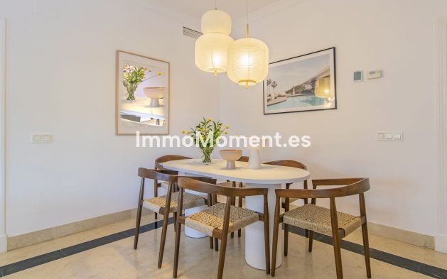 Resale - Villa - Marbella - Nagüeles