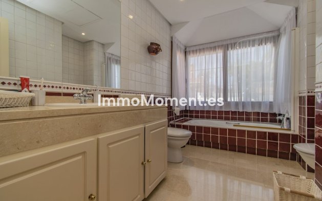 Resale - Villa - Marbella - Nagüeles