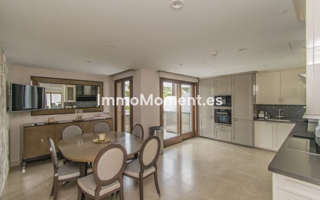 Wiederverkauf - Wohnung - Estepona  - Estepona Centro