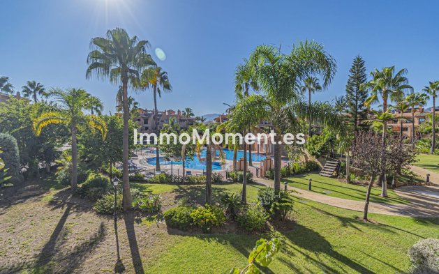 Resale - Apartment - Estepona - New Golden Mile