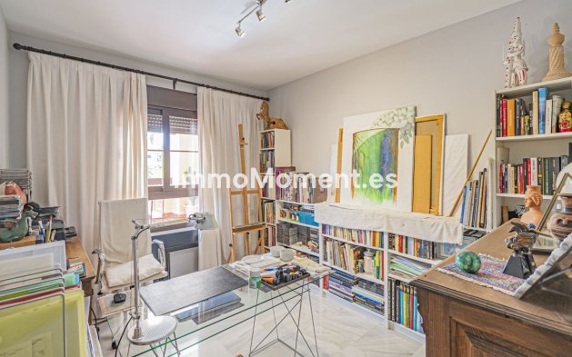 Resale - Apartment - Estepona - New Golden Mile