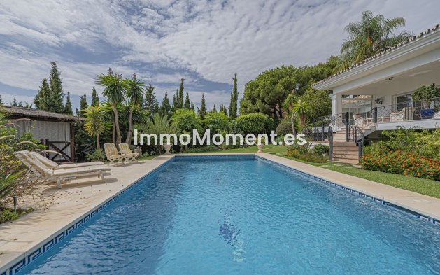 Resale - Villa - El Paraiso - New Golden Mile