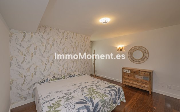 Resale - Villa - El Paraiso - New Golden Mile