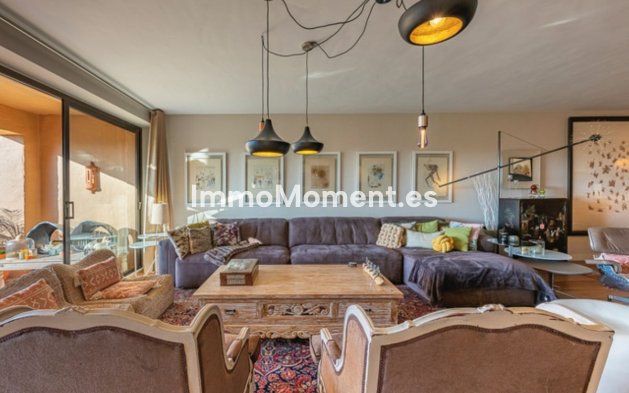 Wiederverkauf - Wohnung - Estepona  - Atalaya