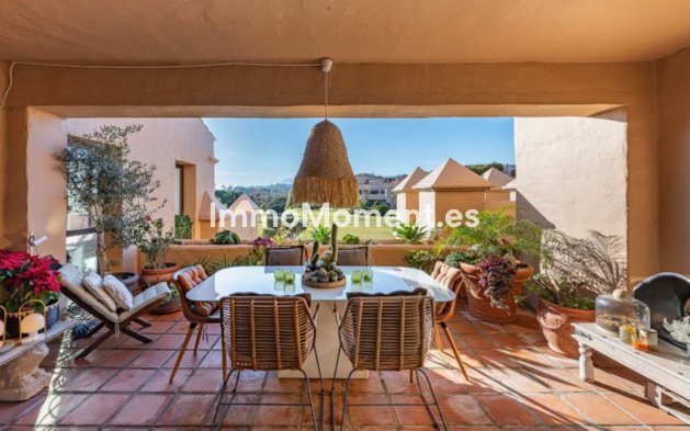 Wiederverkauf - Wohnung - Estepona  - Atalaya