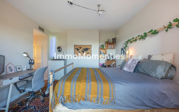 Wiederverkauf - Wohnung - Estepona  - Atalaya