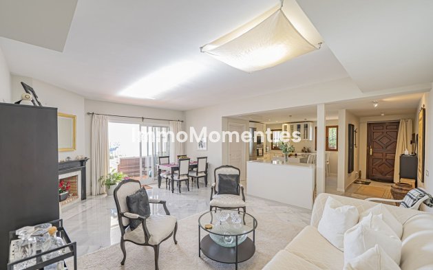 Resale - Apartment - Benahavís - Benahavís Centro