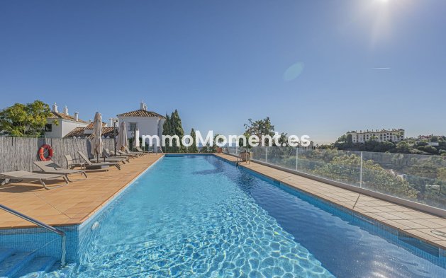 Resale - Apartment - Benahavís - Benahavís Centro