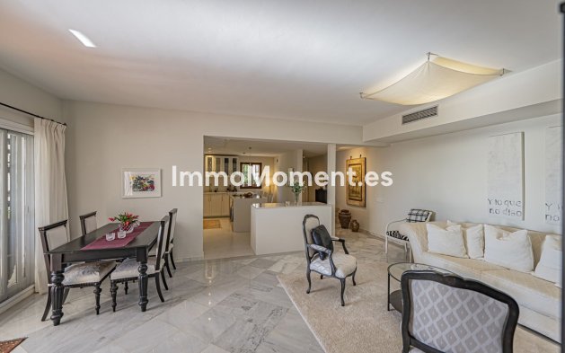 Resale - Apartment - Benahavís - Benahavís Centro