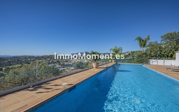 Resale - Apartment - Benahavís - Benahavís Centro