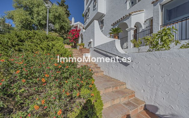 Resale - Apartment - Benahavís - Benahavís Centro