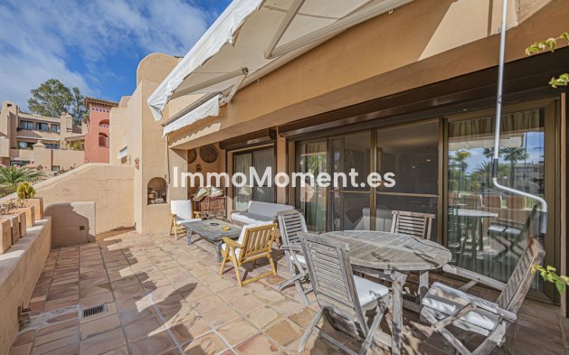 Revente - Appartement - Estepona  - Atalaya
