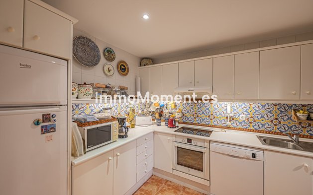 Revente - Appartement - Estepona  - Atalaya