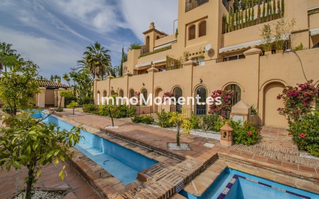 Revente - Appartement - Estepona  - Atalaya
