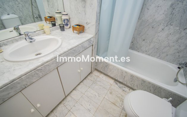 Revente - Appartement - Estepona  - Atalaya