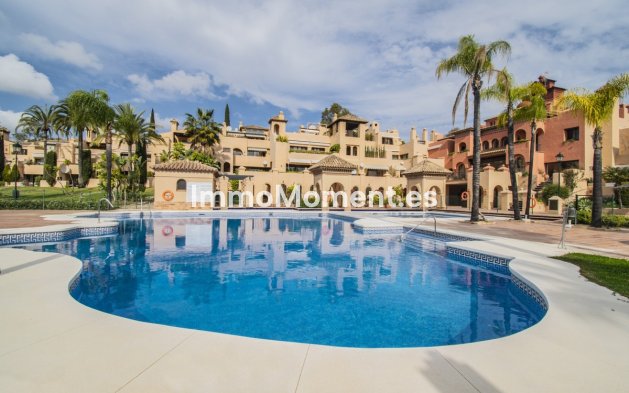 Revente - Appartement - Estepona  - Atalaya