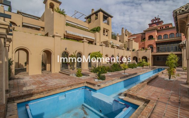 Revente - Appartement - Estepona  - Atalaya