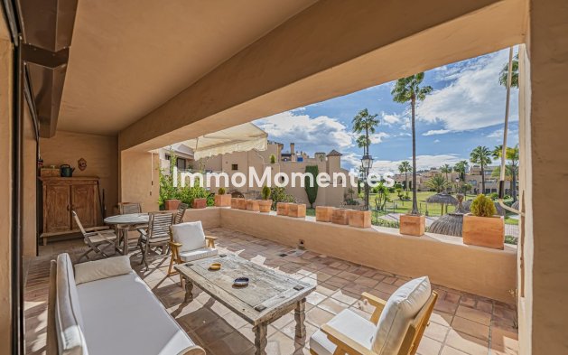 Revente - Appartement - Estepona  - Atalaya