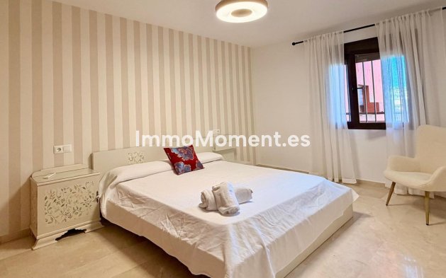 Wiederverkauf - Wohnung - Estepona  - Estepona Centro