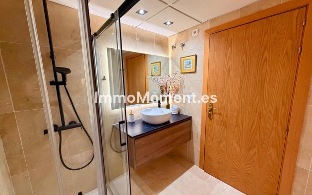 Wiederverkauf - Wohnung - Estepona  - Estepona Centro