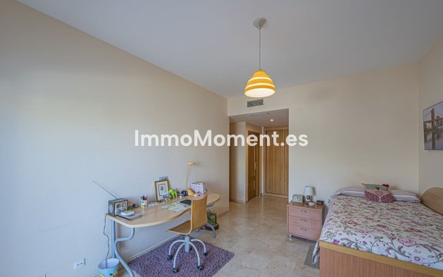 Revente - Appartement - Estepona  - Selwo