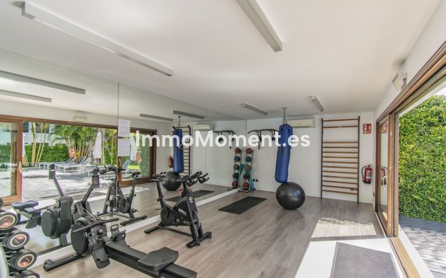 Revente - Appartement - Estepona  - Estepona Centro