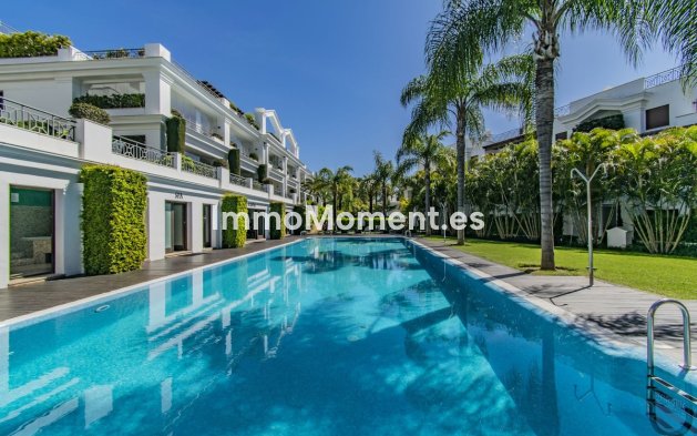 Revente - Appartement - Estepona  - Estepona Centro