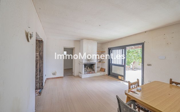 Wiederverkauf - Land - Estepona  - Costalita