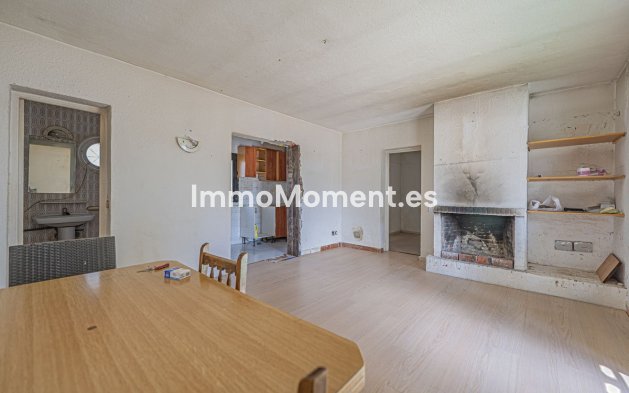 Wiederverkauf - Land - Estepona  - Costalita