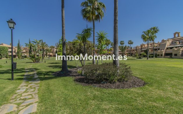 Bestaande woning - Appartement - Estepona  - Atalaya