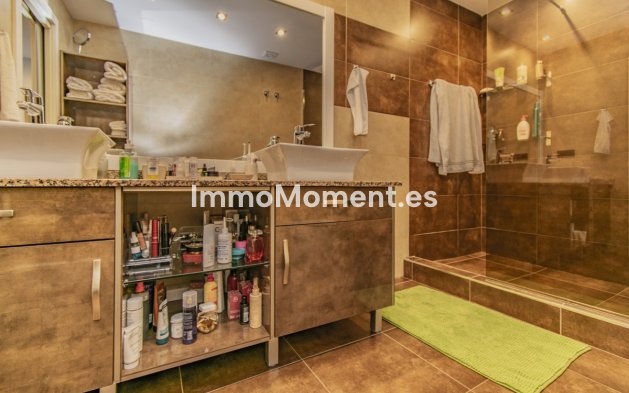 Bestaande woning - Appartement - Estepona  - Atalaya