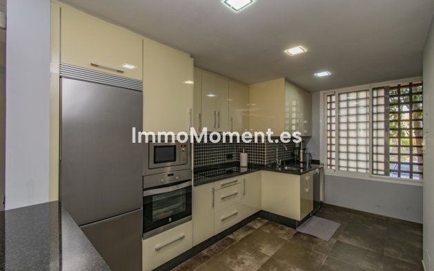 Bestaande woning - Appartement - Estepona  - Atalaya