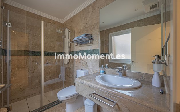 Wiederverkauf - Wohnung - Marbella - Nueva Andalucía