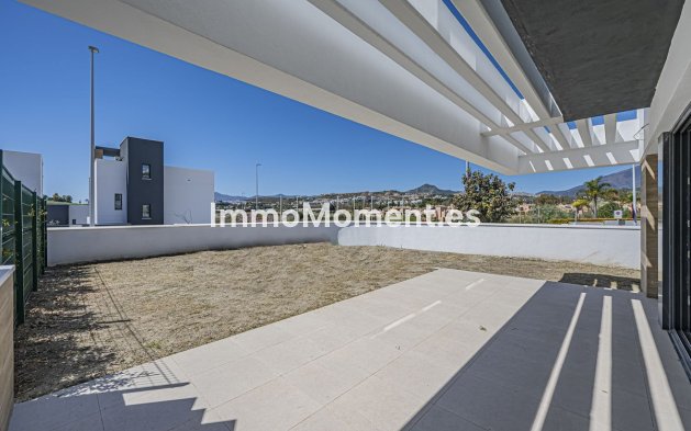 Wiederverkauf - Villa - Estepona  - Atalaya