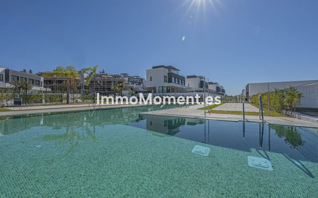 Wiederverkauf - Villa - Estepona  - Atalaya
