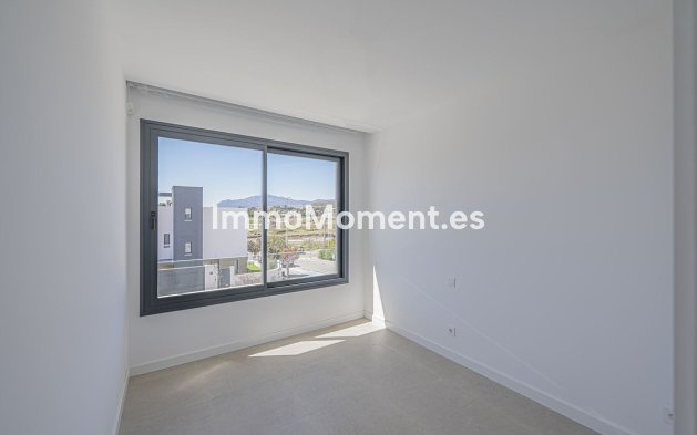 Wiederverkauf - Villa - Estepona  - Atalaya