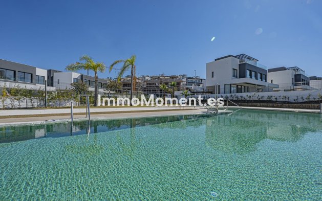 Wiederverkauf - Villa - Estepona  - Atalaya