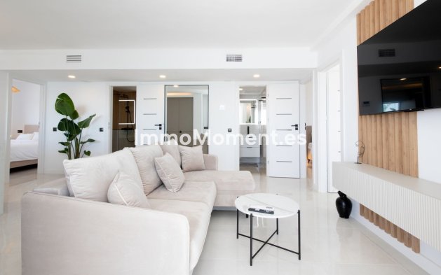 Resale - Apartment - Mijas - Calahonda