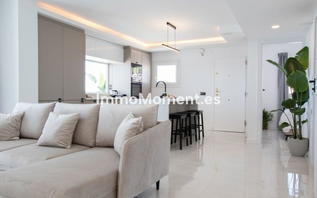 Resale - Apartment - Mijas - Calahonda
