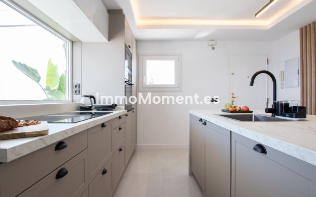 Resale - Apartment - Mijas - Calahonda