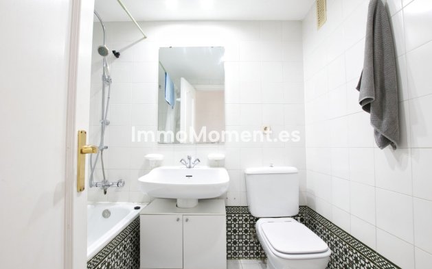 Resale - Apartment - Mijas - Calahonda